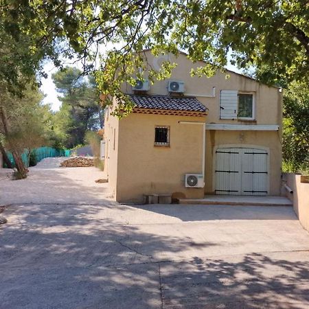 Villa Au Pied De La Sainte Victoire Puyloubier Eksteriør billede