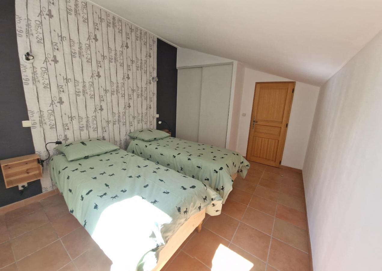 Villa Au Pied De La Sainte Victoire Puyloubier Eksteriør billede